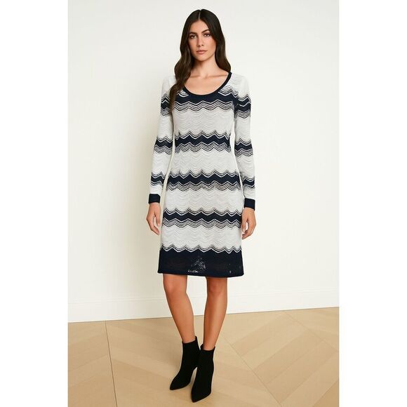Missoni Dresses & Skirts - Missoni Long Sleeve Scoop Neck Wavy Knit Fit & Flare Dress Black, White Size 44/